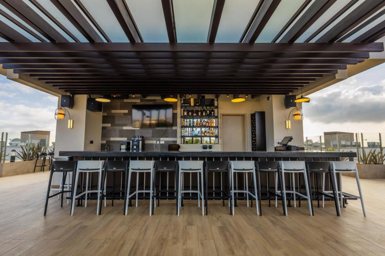 Somerset Westview Ναϊρόμπι Εξωτερικό φωτογραφία